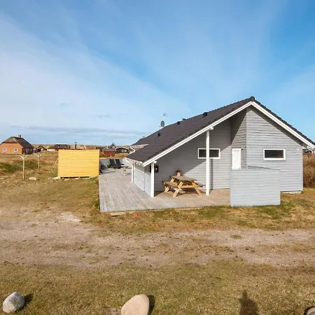 8 Person Holiday In Harbo Re Harboør